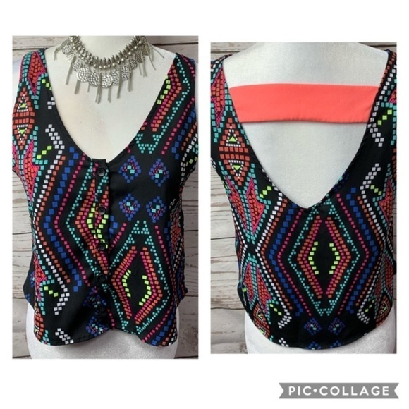 NWOT Xhilaration Tribal/Aztec Open Back Tank Top - Picture 1 of 6